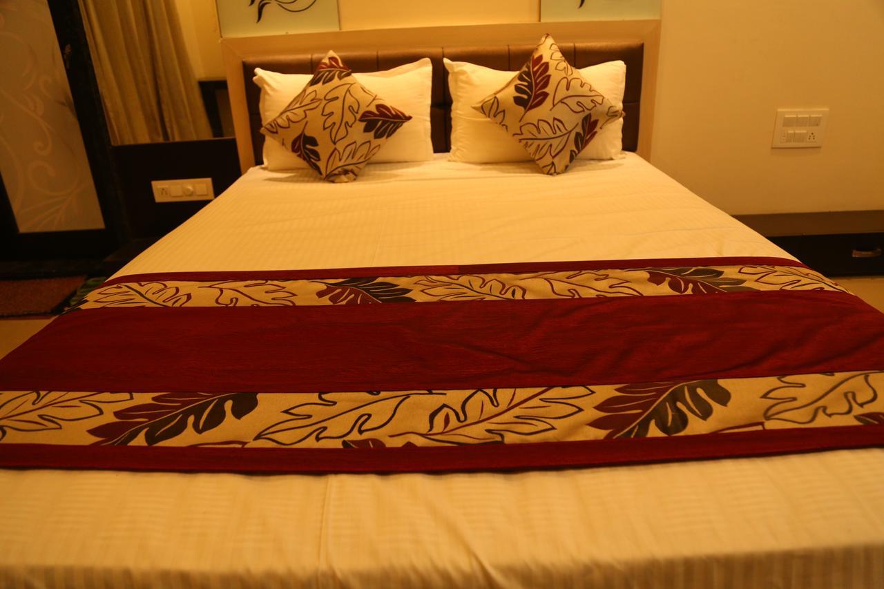 Hotel Shrinath Abu Road Exterior photo
