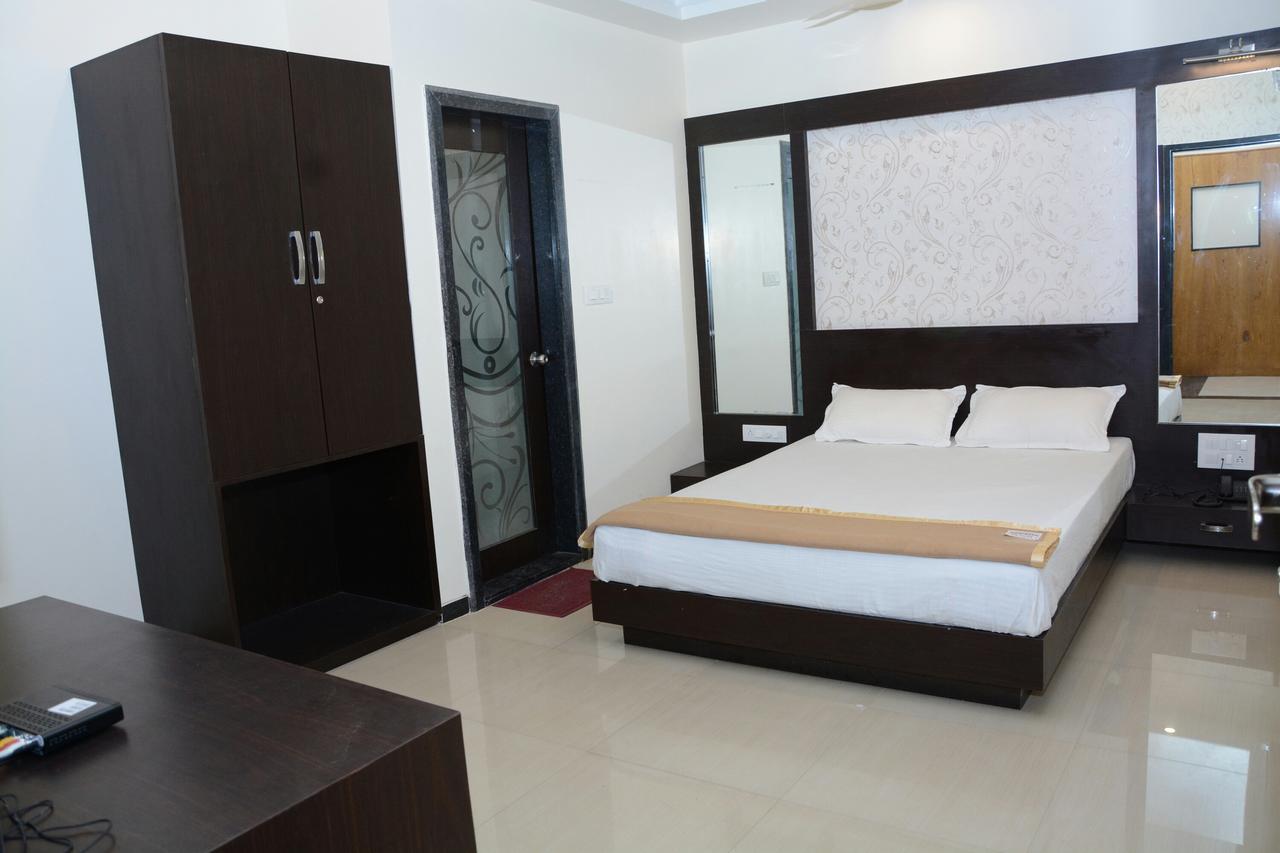 Hotel Shrinath Abu Road Exterior photo