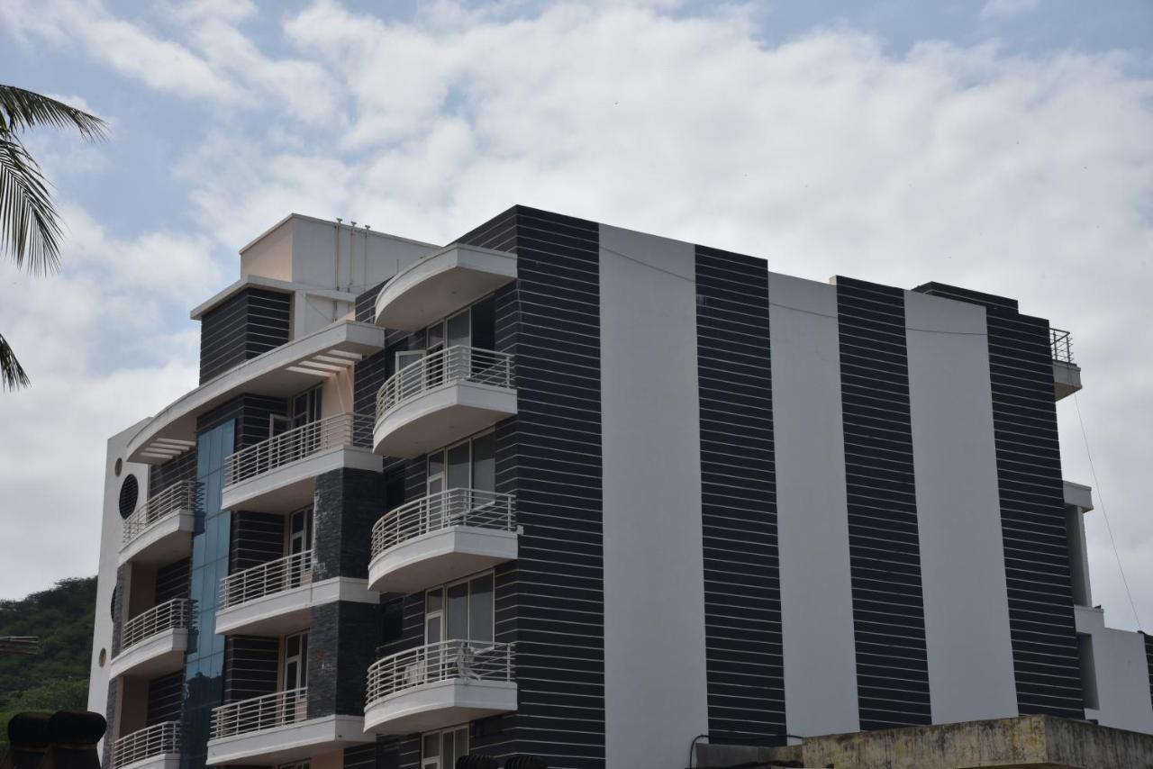 Hotel Shrinath Abu Road Exterior photo
